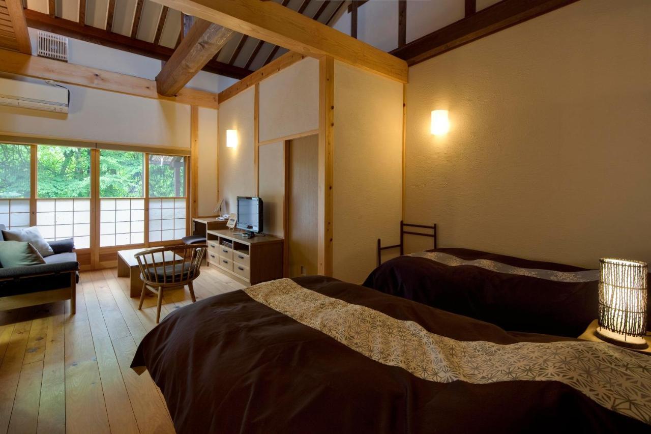 Miyama Ouan Kyoritsu Resort Takayama (Gifu) Exterior foto A room at the Hoshino Resorts Karuizawa Hida